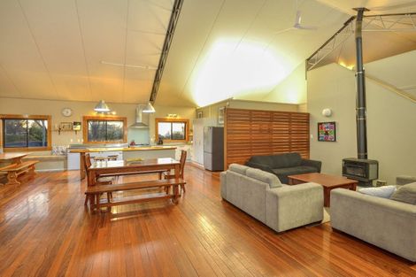 Photo of property in 54 Happy Jacks Road, Mahia, 4198