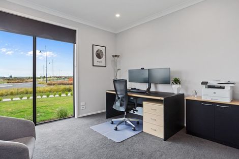 Photo of property in 83 Tiritiri Moana Drive, Pegasus, 7612