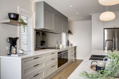 Photo of property in 71 Oak Road, Poraiti, Napier, 4112