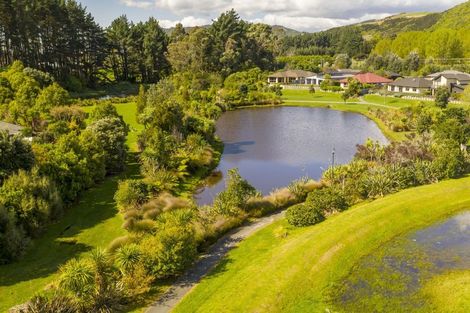 Photo of property in 6 Cascade Way, Paraparaumu, 5032