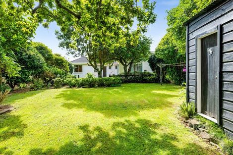 Photo of property in 86 Mangorei Road, Strandon, New Plymouth, 4312