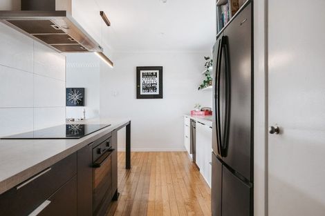 Photo of property in 306 Omokoroa Road, Omokoroa, 3114