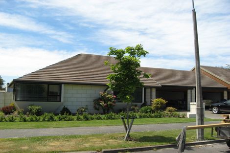 Photo of property in 1 Harlech Mews Avonhead Christchurch City