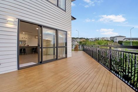 Photo of property in 50 Cloonlyon Drive, Flat Bush, Auckland, 2019