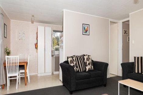 Photo of property in 3/10 Westward Ho, Glen Eden, Auckland, 0602