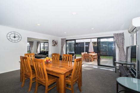 Photo of property in 37 James Line, Kelvin Grove, Palmerston North, 4414