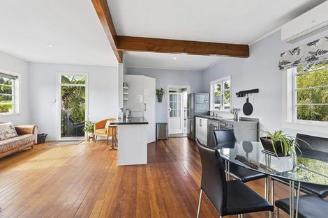 Photo of property in 20a Larsen Crescent, Tawa, Wellington, 5028