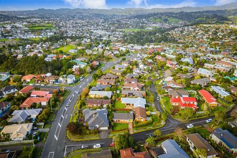 Photo of property in 4 Muscat Place, Henderson, Auckland, 0612