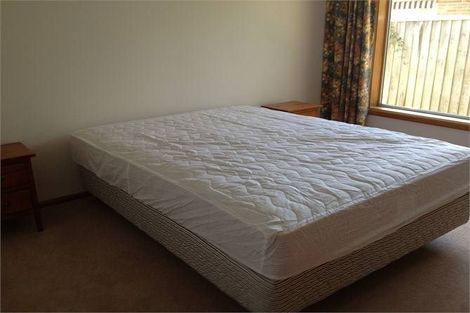 Photo of property in 1/141 Hamilton Avenue, Ilam, Christchurch, 8041