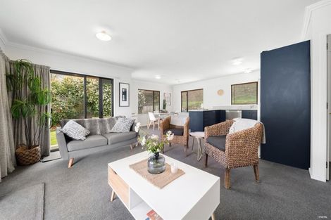 Photo of property in 37 Mcdonnell Road, Arrowtown, 9302