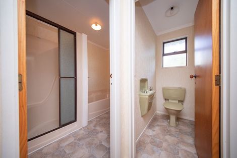 Photo of property in 90 Warwick Street, Feilding, 4702