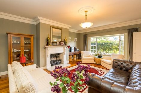 Photo of property in 69 Glenross Street, Glenross, Dunedin, 9011