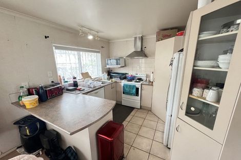 Photo of property in 2/7 Halsey Road, Manurewa, Auckland, 2102
