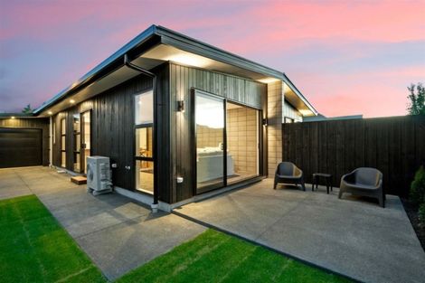 Photo of property in 63 Tennyson Street, Sydenham, Christchurch, 8023