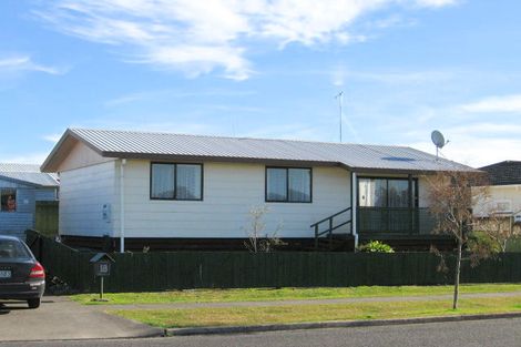 Photo of property in 18 Lloyd Drive, Nawton, Hamilton, 3200