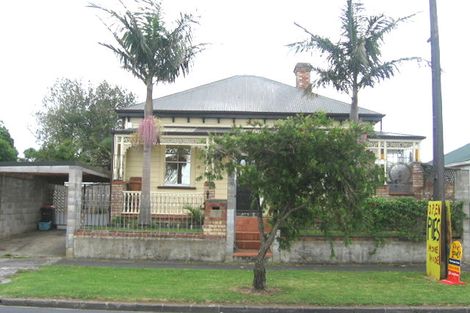 Photo of property in 154 Church Street, Onehunga, Auckland, 1061