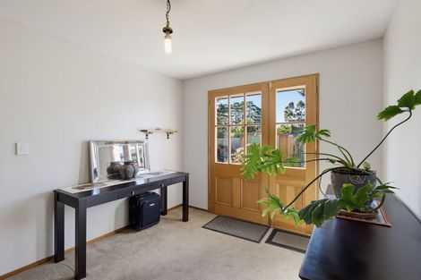 Photo of property in 40 Church Street, Oxford, 7430