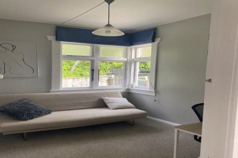 Photo of property in 3a Tupoki Street, Glen Avon, New Plymouth, 4312