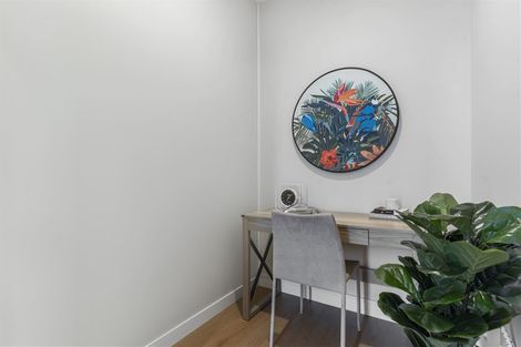 Photo of property in 2a Seine Road, Forrest Hill, Auckland, 0620