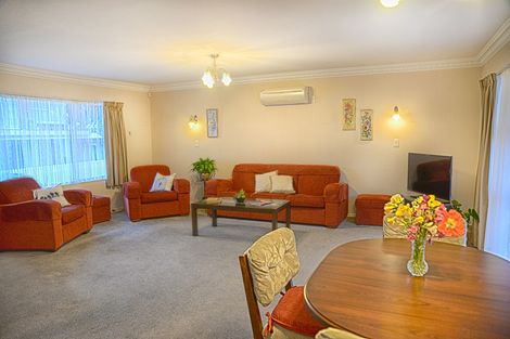 Photo of property in 2/34 Great South Road, Papakura, 2110