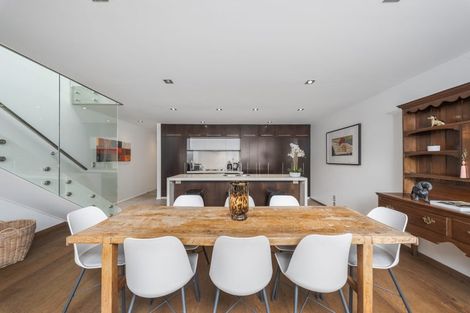 Photo of property in 12 Holly Road, St Albans, Christchurch, 8014