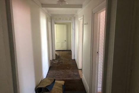 Photo of property in 80 Shakespeare Road, Bluff Hill, Napier, 4110