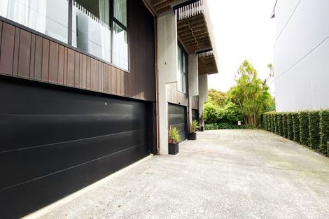 Photo of property in Sugar Lane Apartments, 11/31 Rawene Road, Birkenhead, Auckland, 0626