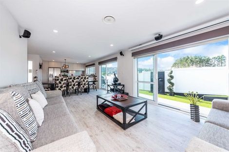Photo of property in 26 Will Street, Huapai, Kumeu, 0810