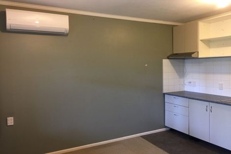 Photo of property in 87 Mountbatten Avenue, Hillcrest, Auckland, 0627