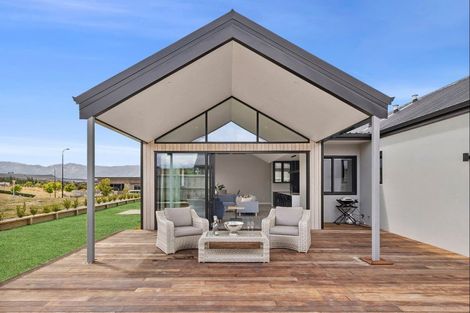 Photo of property in 11 Rua Street, Albert Town, 9305