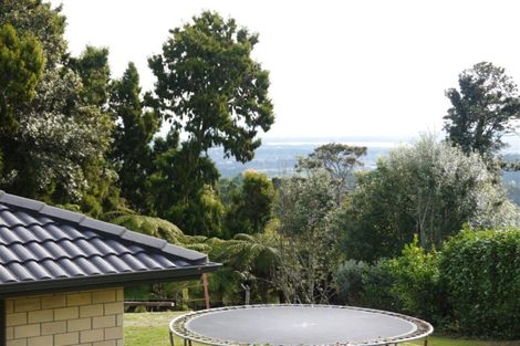 Photo of property in 105 Judge Richardson Drive, Opaheke, Papakura, 2584