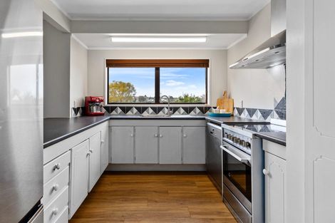 Photo of property in 2/182a Levers Road, Matua, Tauranga, 3110