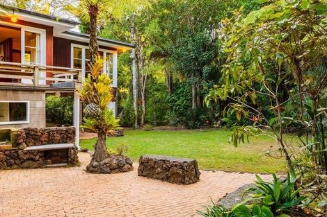 Photo of property in 3 Ngaio Road, Titirangi, Auckland, 0604