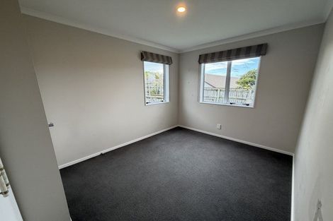 Photo of property in 10 Galea Grove, Kelvin Grove, Palmerston North, 4414