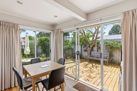 Photo of property in 17 Walton Road, Paraparaumu Beach, Paraparaumu, 5032