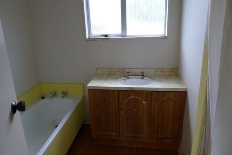 Photo of property in 28 Cedar Grove, Highbury, Palmerston North, 4412