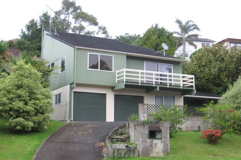 Photo of property in 7 Honeysuckle Lane, Mairangi Bay, Auckland, 0630