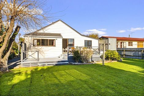 Photo of property in 8 Brandon Street, Otaki, 5512