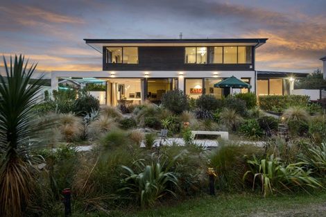 Photo of property in 17 Penhelig Place, Burnside, Christchurch, 8053