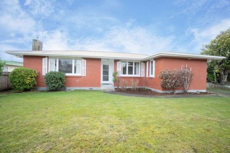 Photo of property in 3 Patea Place, Terrace End, Palmerston North, 4410