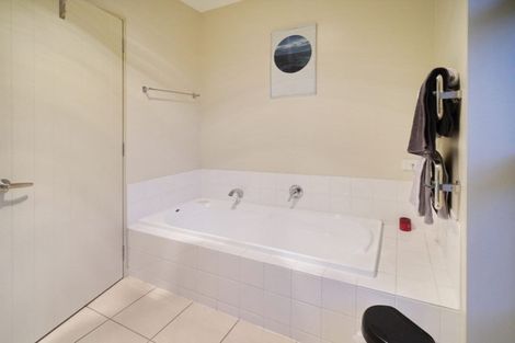 Photo of property in 6 Cognac Drive, Yaldhurst, Christchurch, 8042