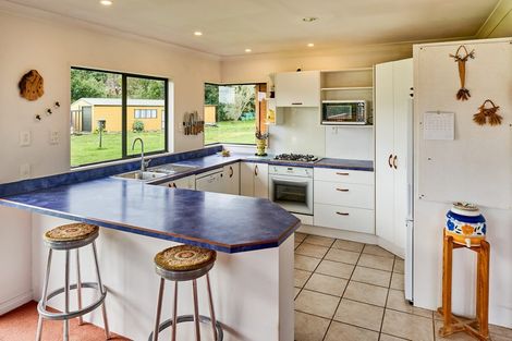 Photo of property in 12 Te Horo Beach Road, Te Horo, Otaki, 5581
