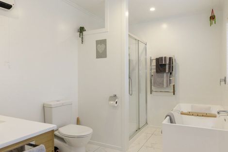 Photo of property in 10 Wai Matangi Place, Motuoapa, Turangi, 3382