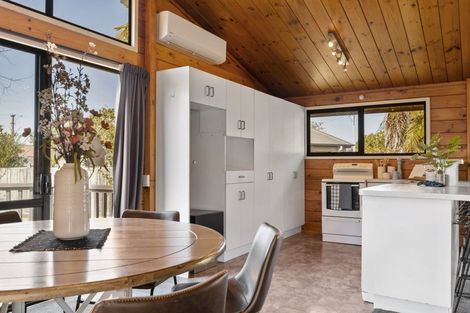 Photo of property in 5 Tuara Place, Rotorua, 3010