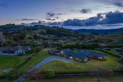 Photo of property in 63 Loch Views Road, Acacia Bay, Taupo, 3385