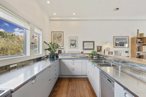 Photo of property in 5 Harris Street, Waitara, 4320