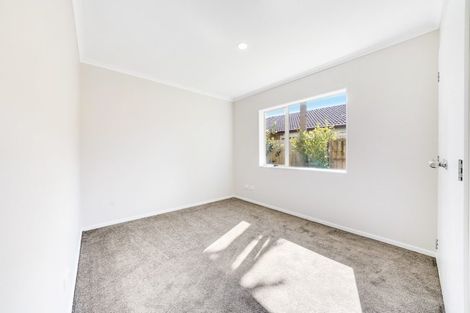 Photo of property in 2 Dunaff Place, Flat Bush, Auckland, 2019