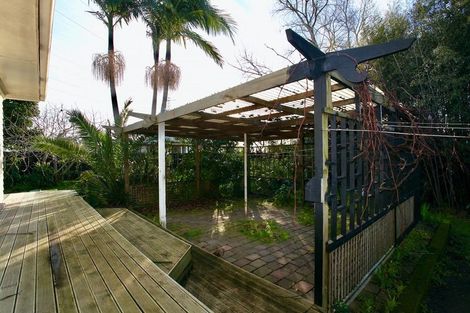 Photo of property in 15 Undine Street, Pakuranga, Auckland, 2010