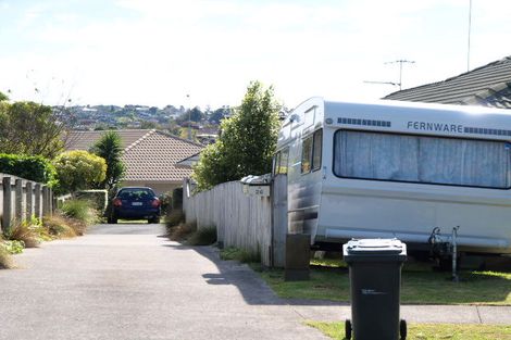 Photo of property in 26 Carriage Close, Northpark, Auckland, 2013