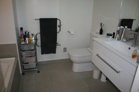 Photo of property in 9b Pavilion Crescent, Hillmorton, Christchurch, 8024